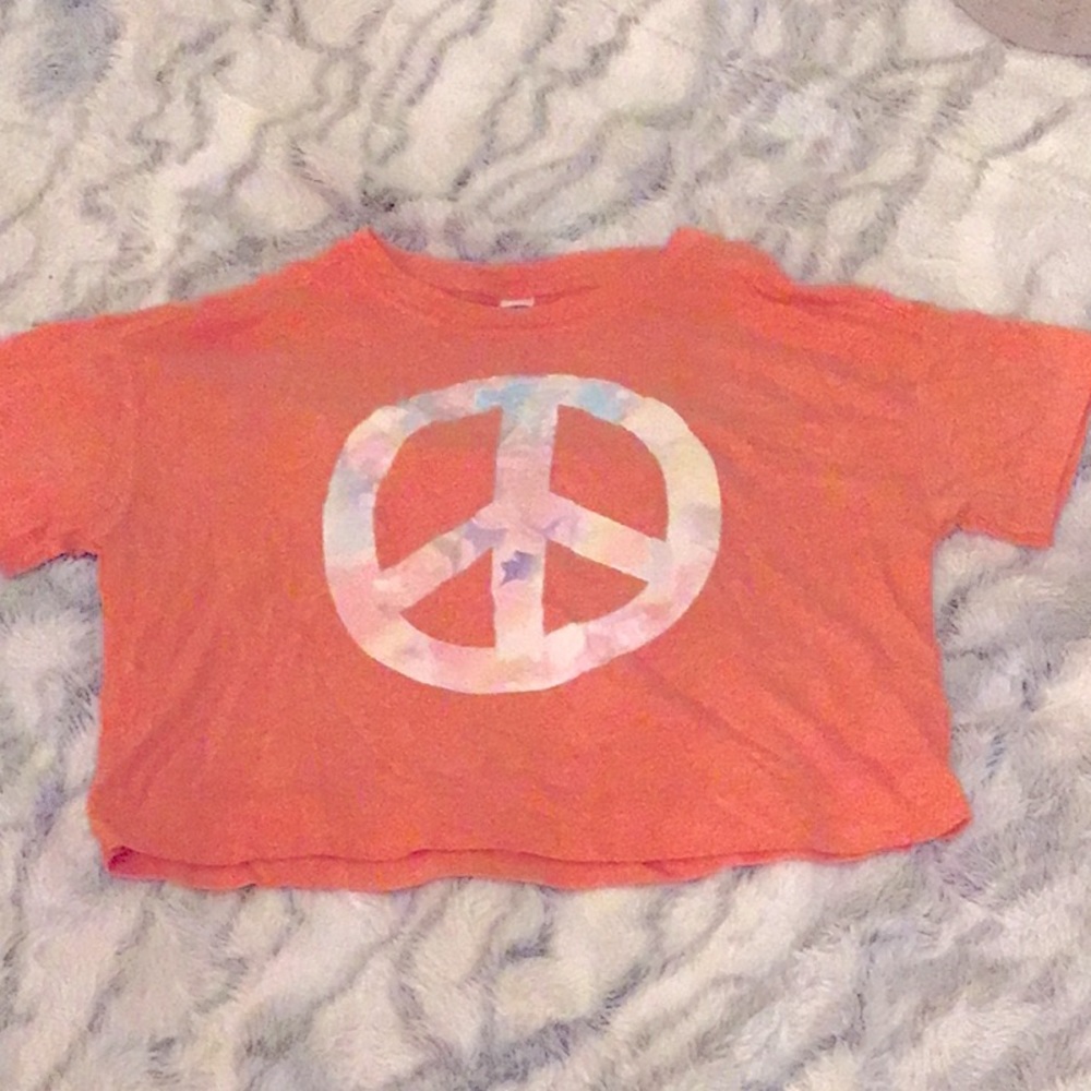Pink crop top with peace sign
